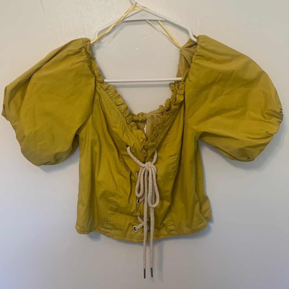 Off the shoulder puffy sleeve crop top laced up front